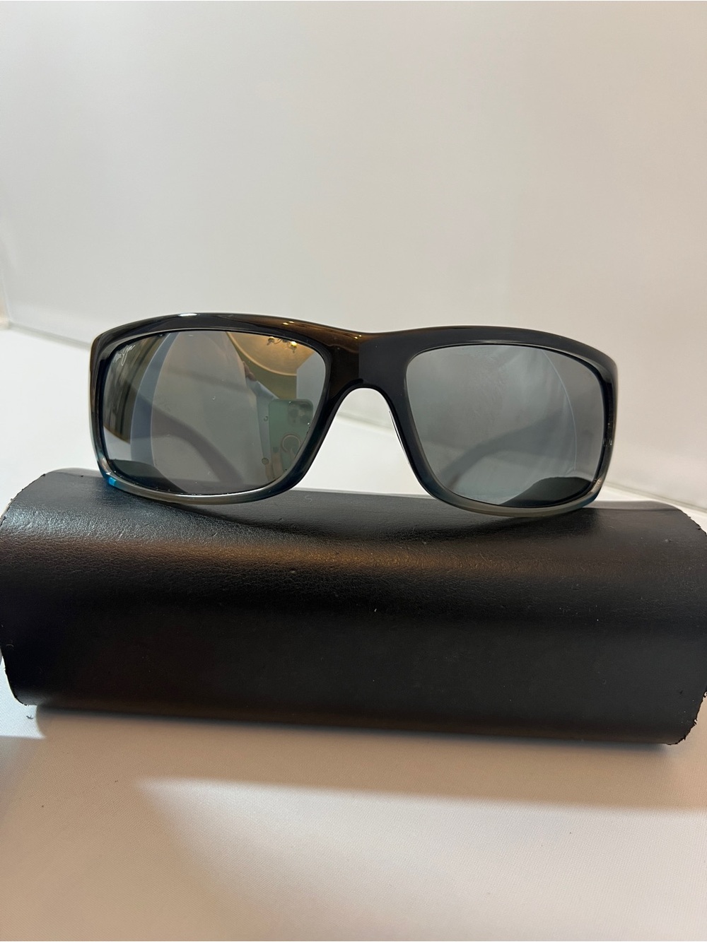 Maui Jim World Cup 266 Men's Sunglasses in Marlin